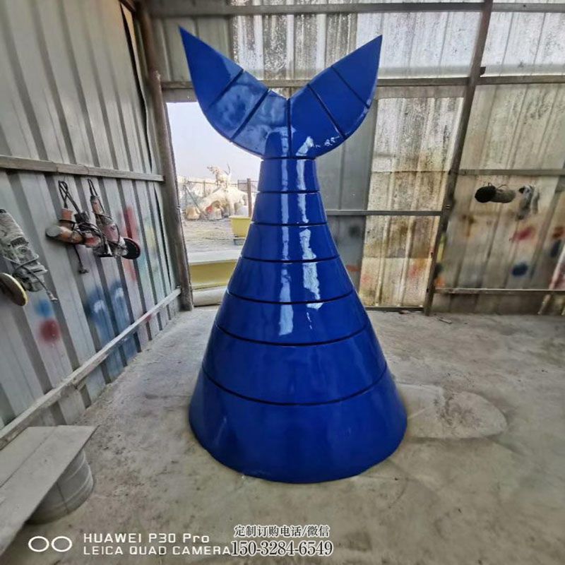 鱼尾雕塑底座 半身鱼雕塑主题定做 广场景观鱼尾巴雕塑供给