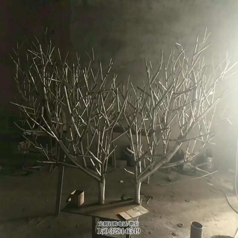 钢铸鹿角雕塑 园林景观小品头像雕塑生产 地产精神堡垒雕塑批发